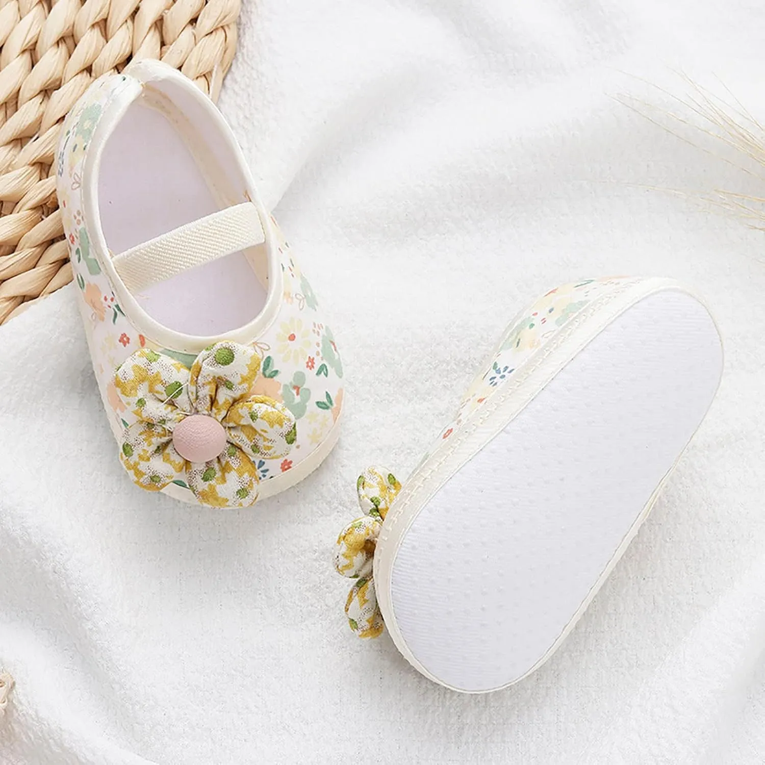EnJoCho Children Running Shoes Baby Girls Soft Toddler Shoes Infant Toddler Walkers Shoes Colorful Flowers Princess Shoes (Yellow, 3 Months)