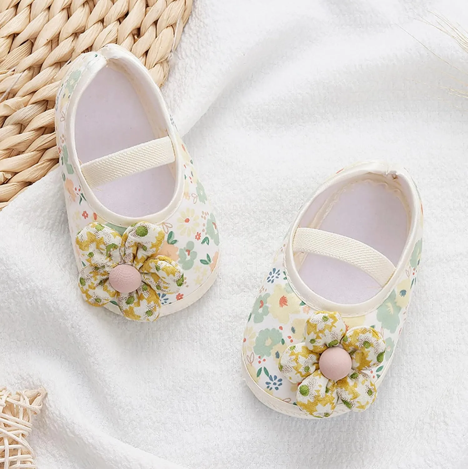 EnJoCho Children Running Shoes Baby Girls Soft Toddler Shoes Infant Toddler Walkers Shoes Colorful Flowers Princess Shoes (Yellow, 3 Months)