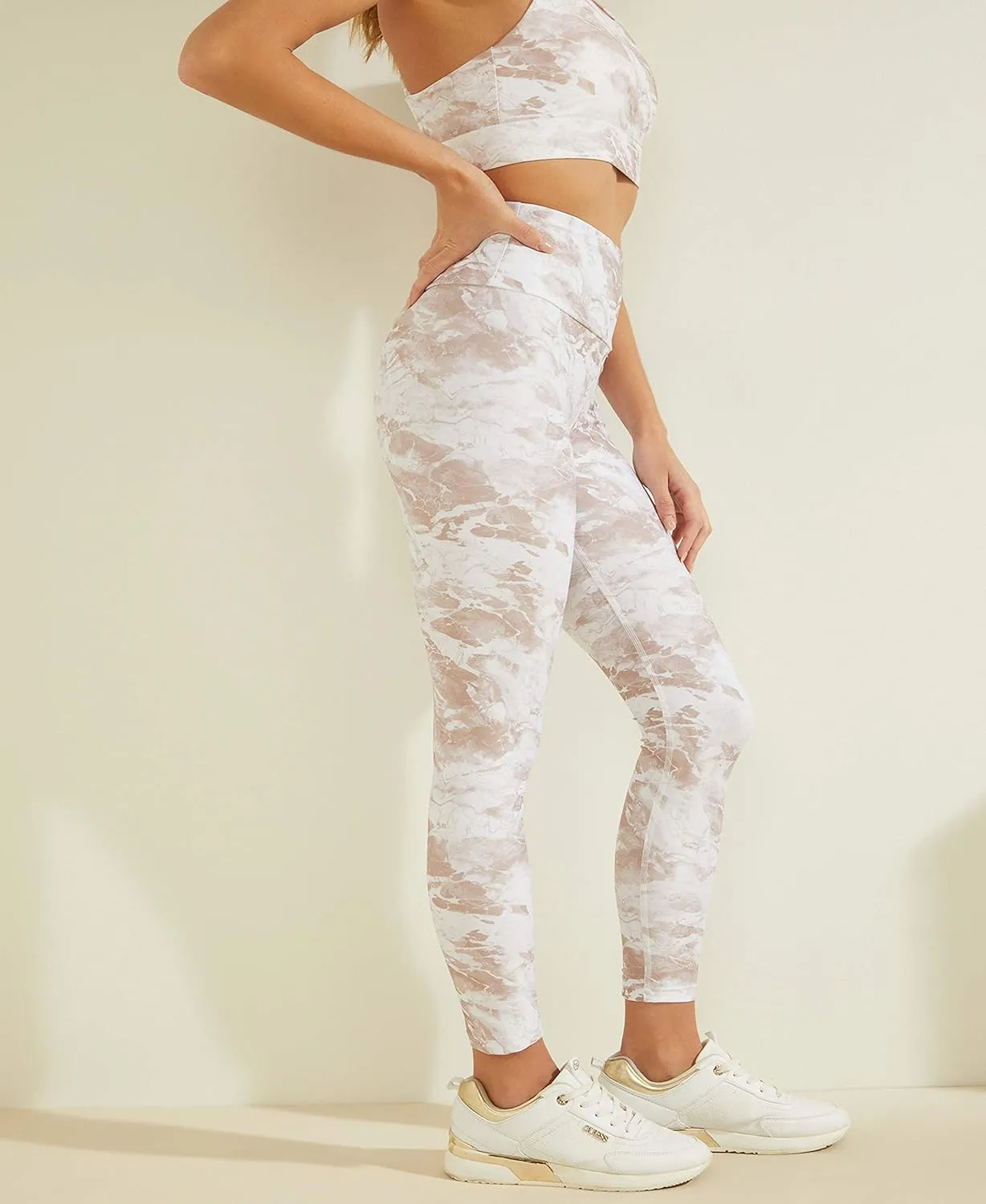 GUESS Women's Active Marble Print Leggings