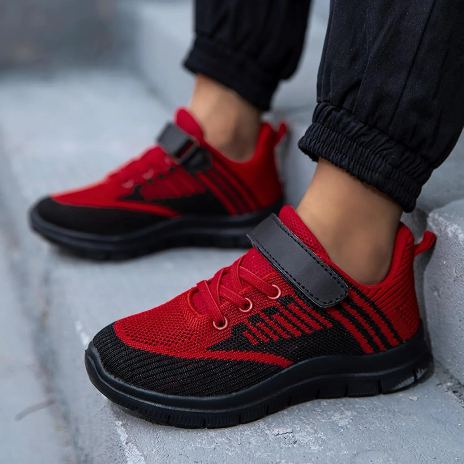 IWIHMIV Kid Breathable Lightweight Sport Shoes Casual Athletic Shoes Non Slip Running Shoes for Boys Girls