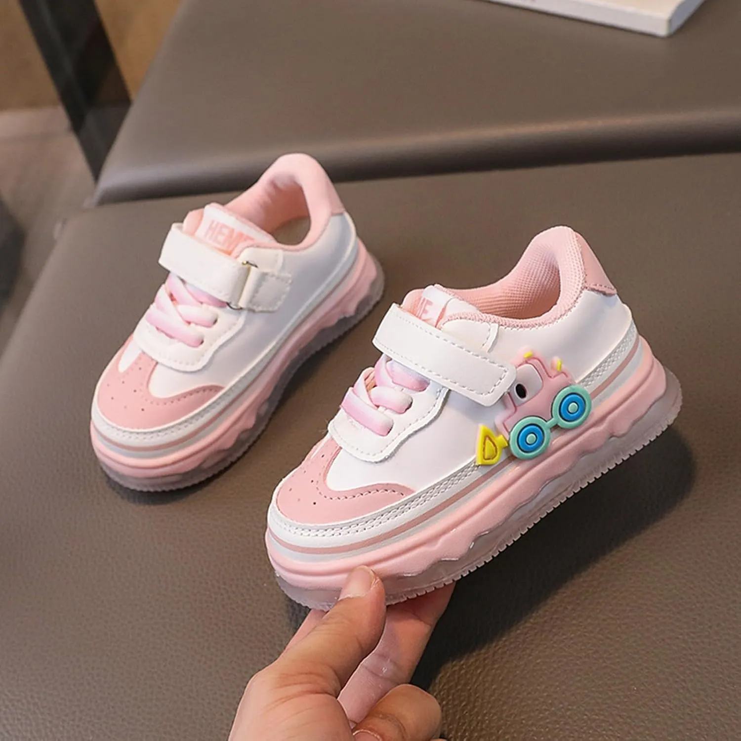 Spring Boys Girls Light Up Lightweight Shoes Adorable Cute Adorable Casual Outdoor Daily Sneaker for Girls Size 3