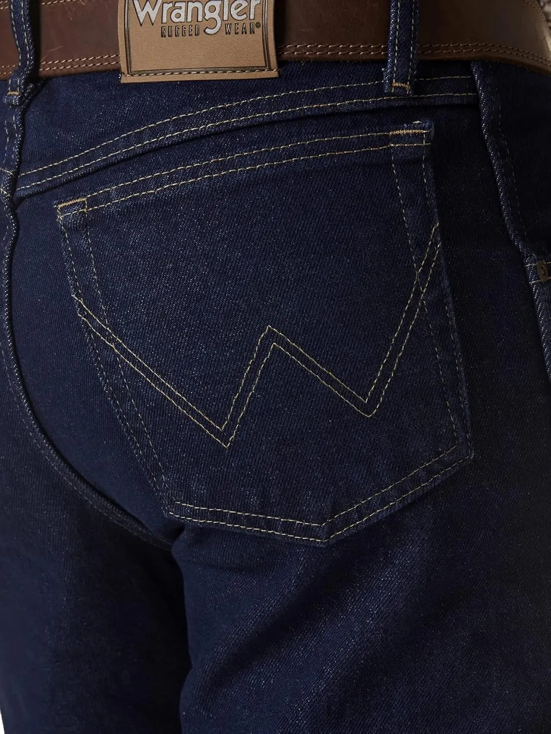 Wrangler Men's Rugged Wear Classic Fit Jean